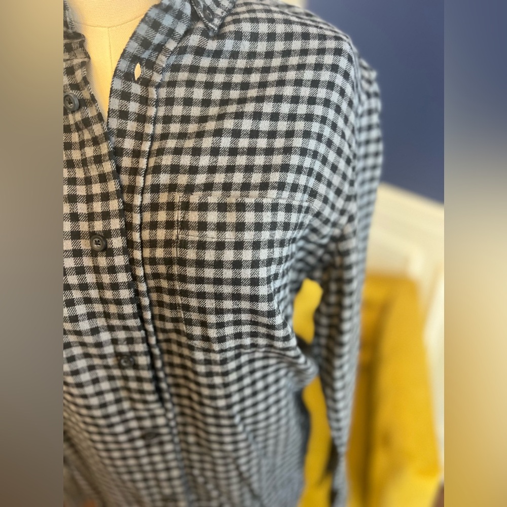 Men’s Small Goodfellow Plaid Button Down Long Sleeve Shirt - Picture 5 of 9